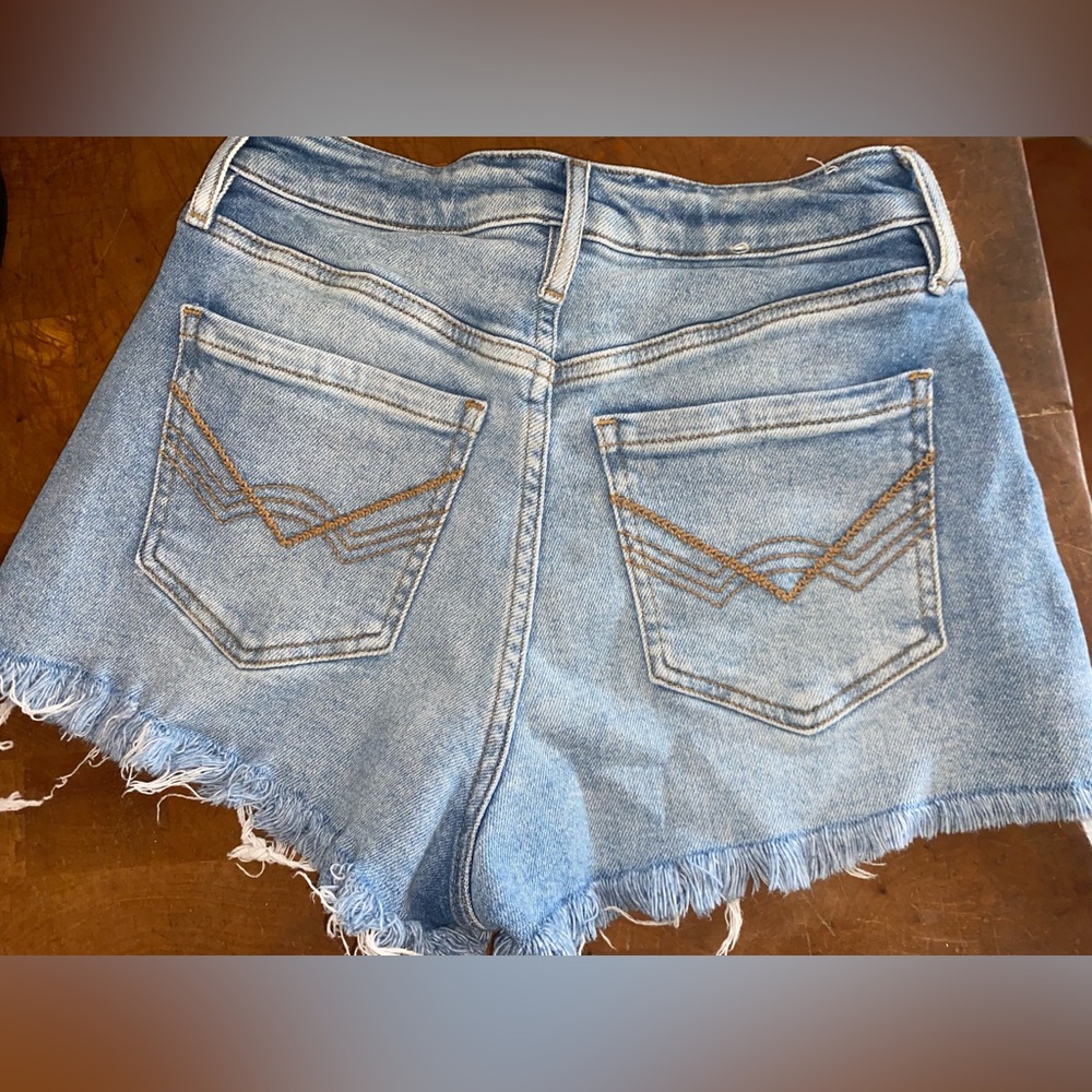 Idyllwind Light Blue Frayed Jean Shorts